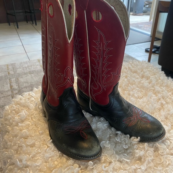 Tony Lama little buckaroo, leather cowboy boots size one